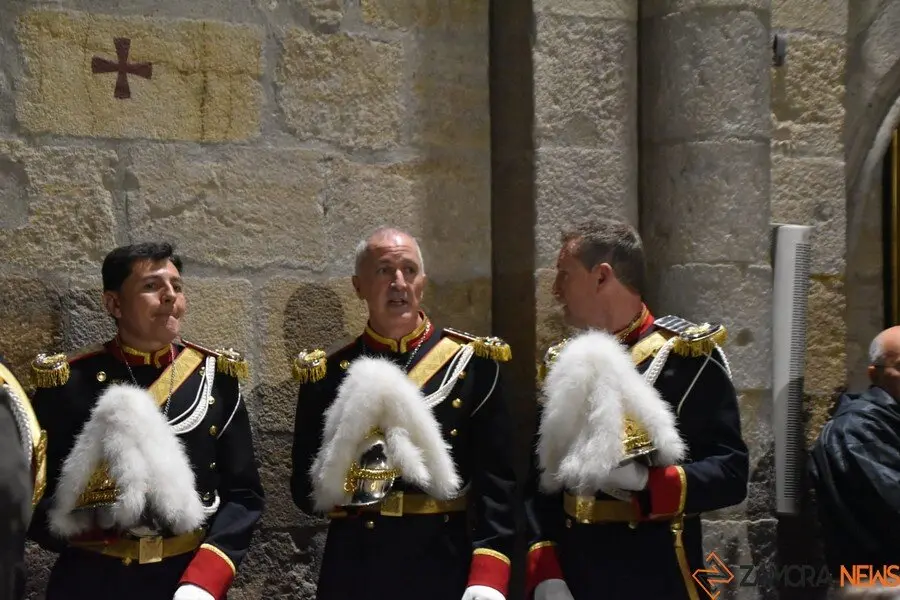 La Soledad no sale en procesión por la lluvia _31