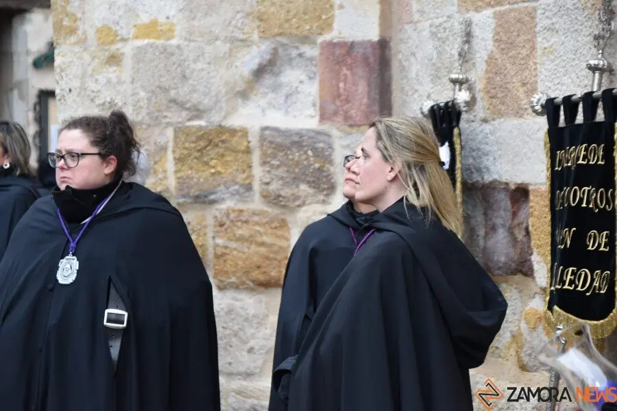 La Soledad no sale en procesión por la lluvia _37