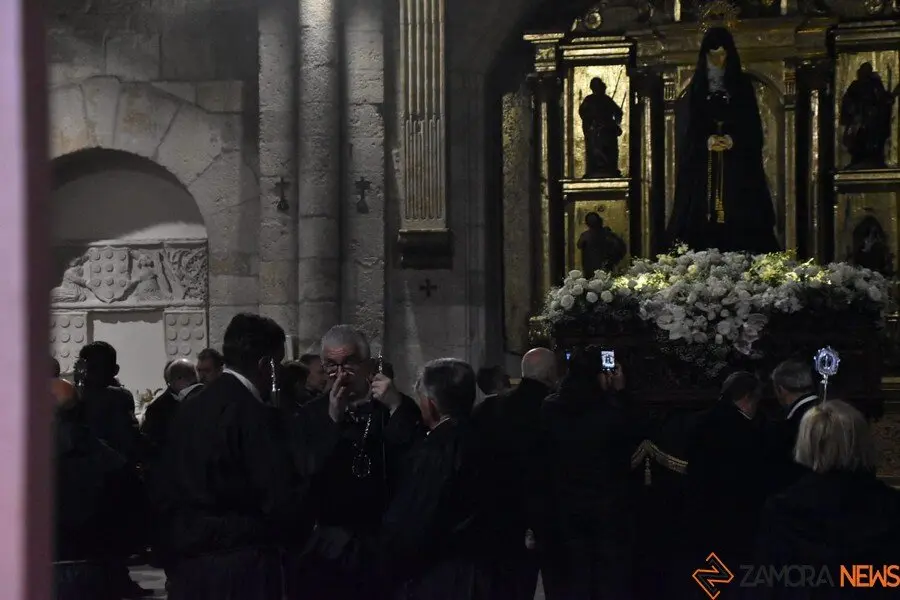 La Soledad no sale en procesión por la lluvia _48