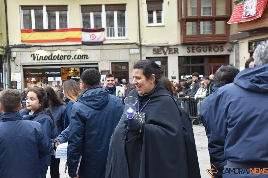 La Soledad no sale en procesión por la lluvia _52