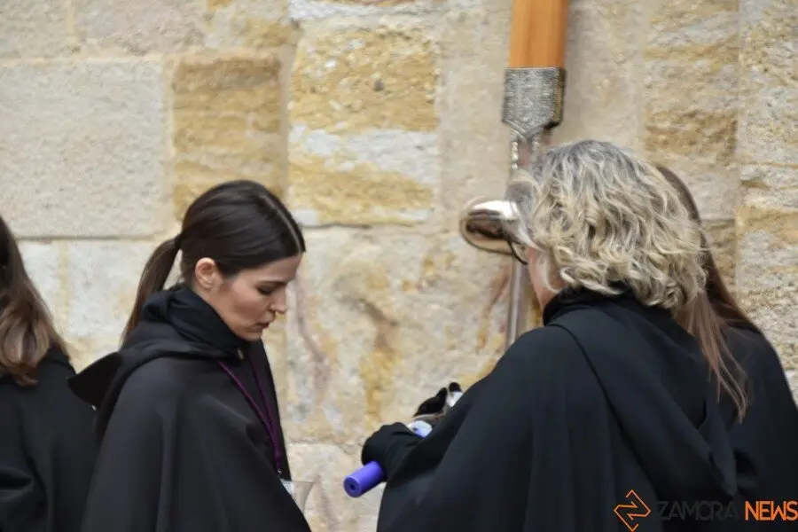 La Soledad no sale en procesión por la lluvia _55