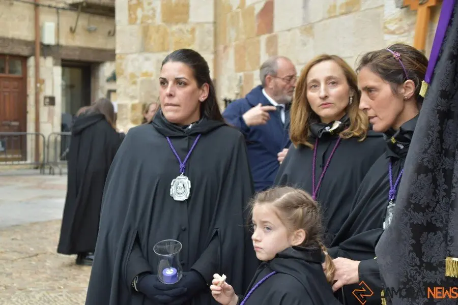 La Soledad no sale en procesión por la lluvia _58