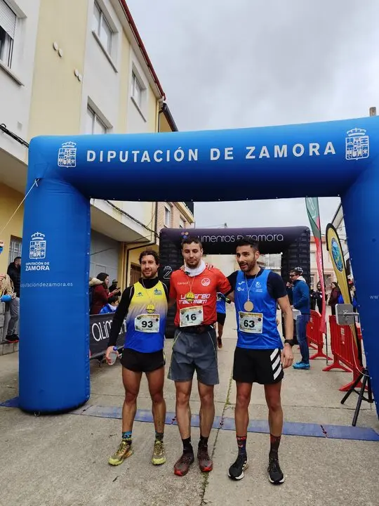 A JULIO 3 PINO