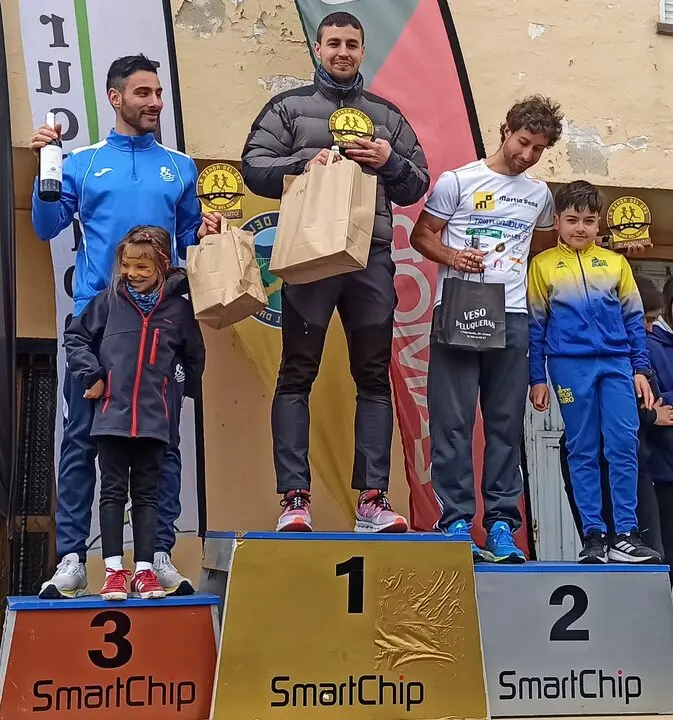 Nuevo podio para el Triatlón Duero con la plata de Alejandro Montalvo