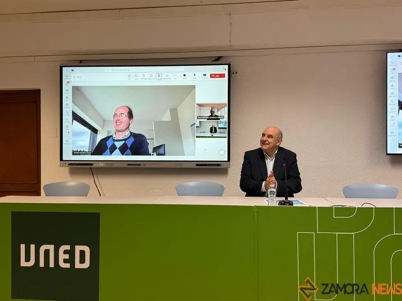 curso uned Zamora “Conversaciones con la máquina