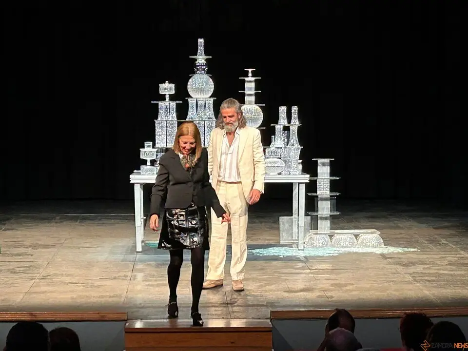 Un Sublime Error, Teatro Principal