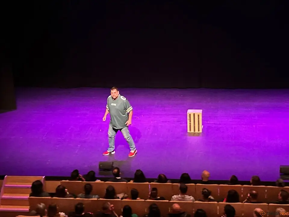 Hovik Keuchkerian, 'Grito', Teatro Ramos Carrión