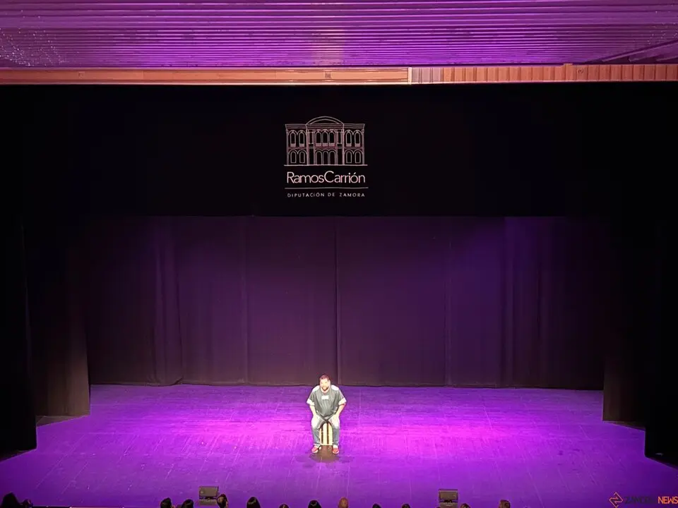 Hovik Keuchkerian, 'Grito', Teatro Ramos Carrión