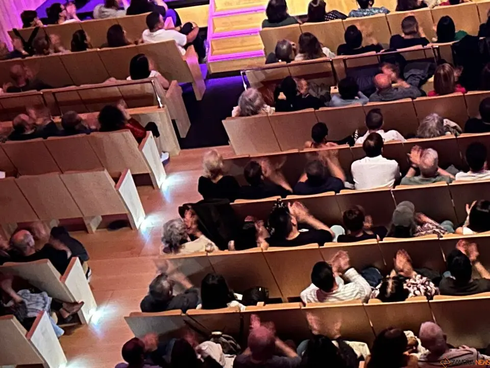 Hovik Keuchkerian, 'Grito', Teatro Ramos Carrión