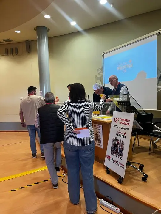 Ángel Lobo revalida su liderazgo al frente de UGT-FICA Zamora