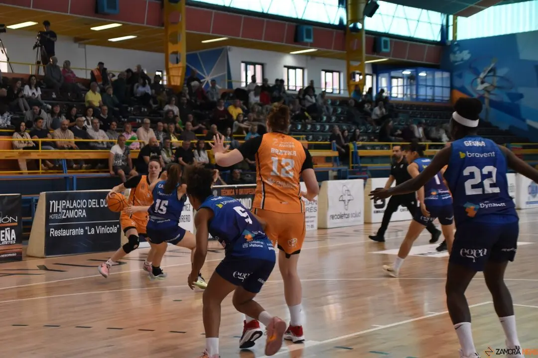 Zamarat vs Azul Marino