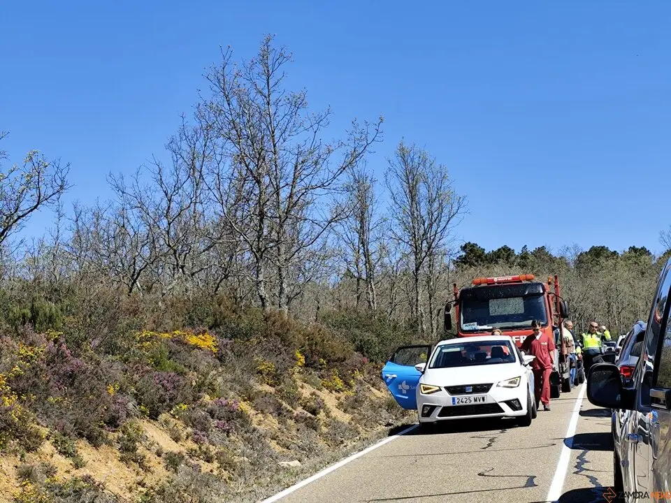 Una mujer herida tras un alcance entre dos vehículos en Zamora