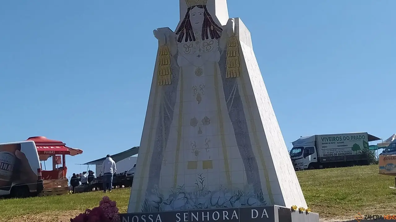 La Luz en la Raya brilla con luz propia