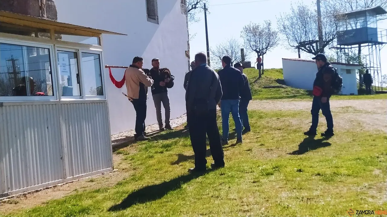 La Luz en la Raya brilla con luz propia