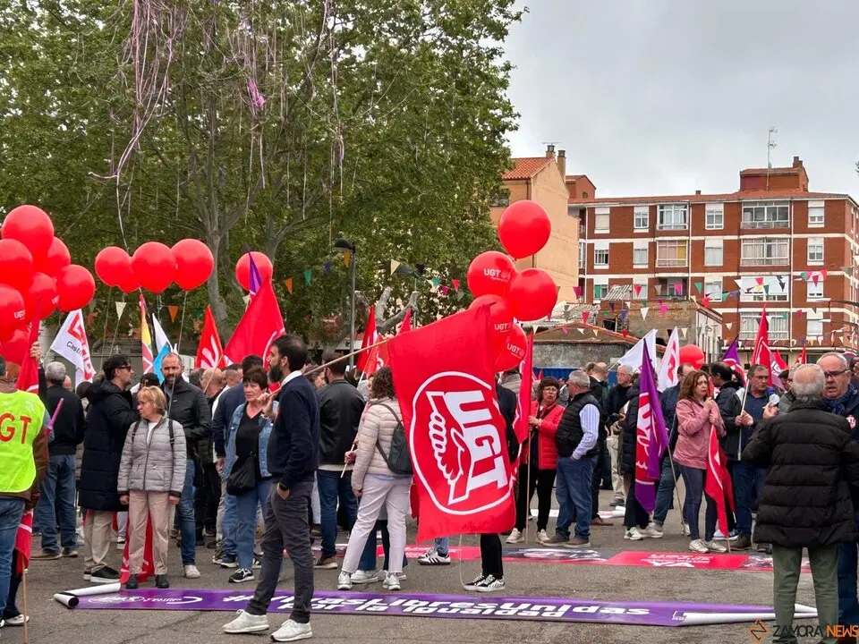 CCOO y UGT.  Manifestación 1 de mayo, Día Internacional del Trabajador.