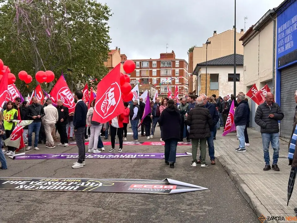 CCOO y UGT.  Manifestación 1 de mayo, Día Internacional del Trabajador.