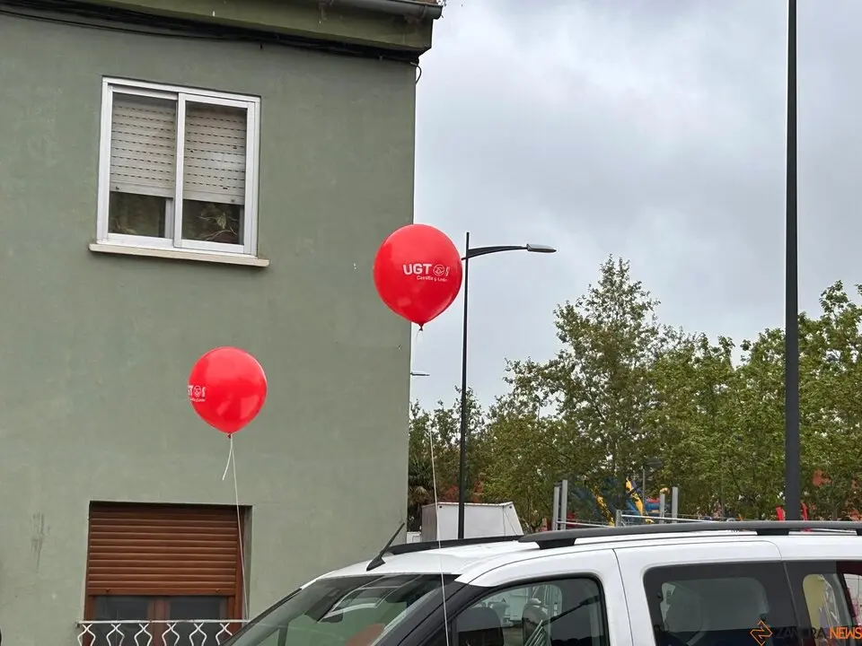 CCOO y UGT.  Manifestación 1 de mayo, Día Internacional del Trabajador.