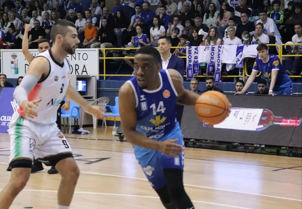 CB Zamora