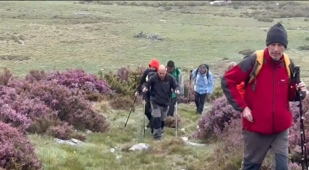 los scouts de Benavente rinden homenaje en la montaña a Francisco Bartolomé
