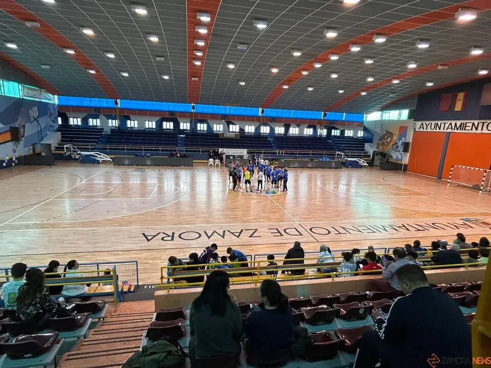 Entrenamiento a puerta abierta. BM Zamora