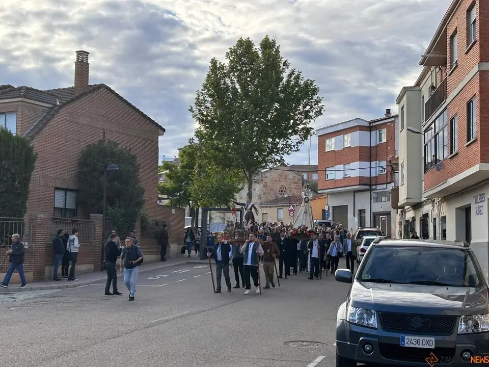 Procesión y bendición de campos en el barrio de San Isidro en Zamora