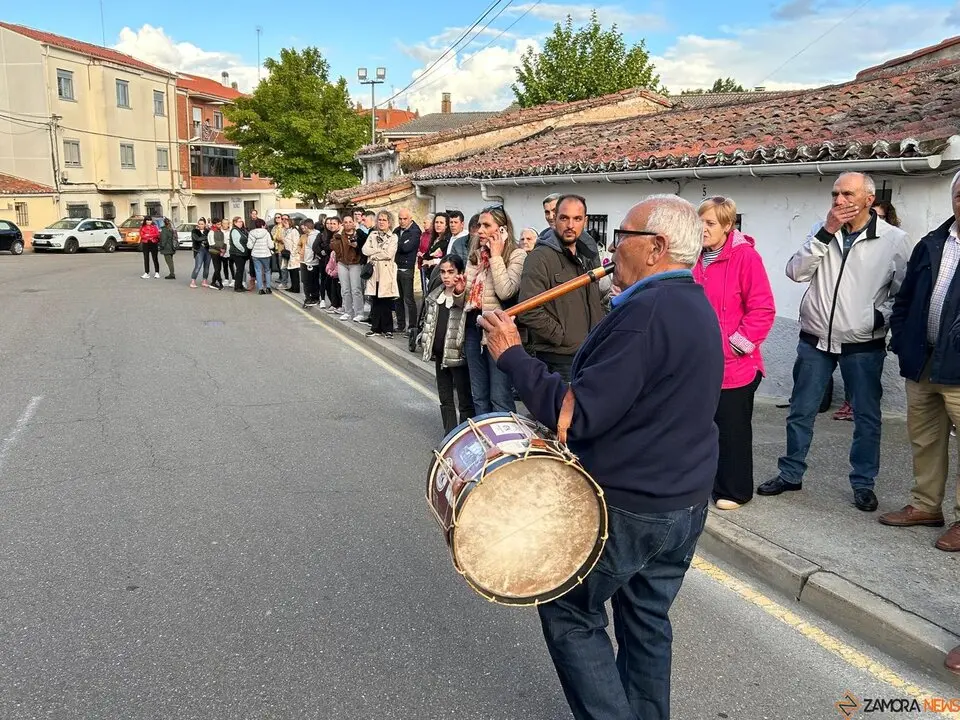 Procesión y bendición de campos en el barrio de San Isidro en Zamora