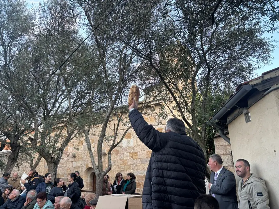 Procesión y bendición de campos en el barrio de San Isidro en Zamora