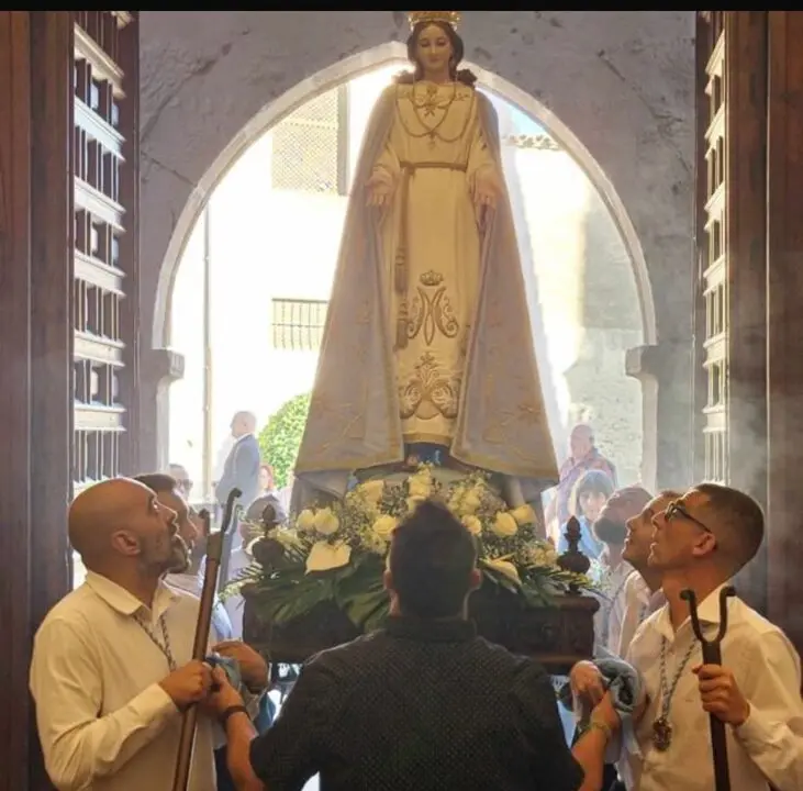 Virgen del Amor Hermoso Zamora