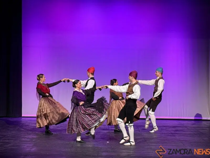 do&ntilde;a Urraca _30