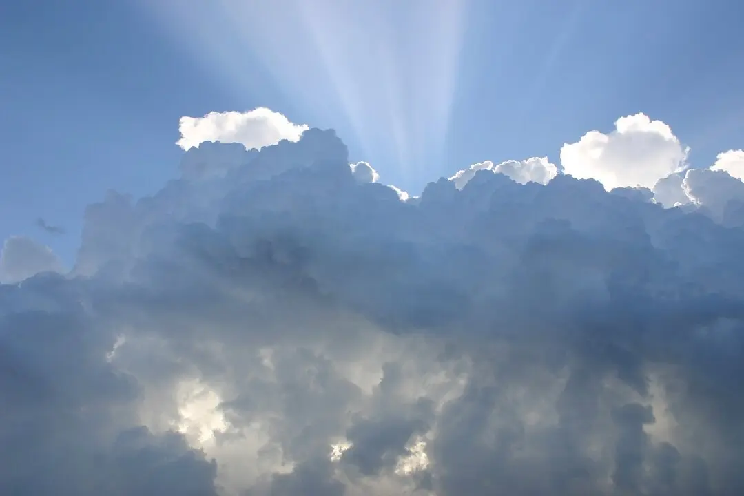 Cielo parcialmente nublado