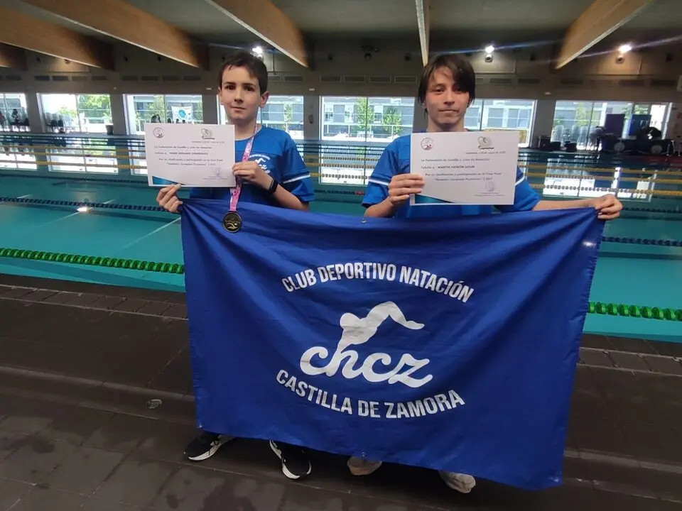 Hugo Serrano y Martín Pedrón Campeonato Regional de natación de Castilla y León