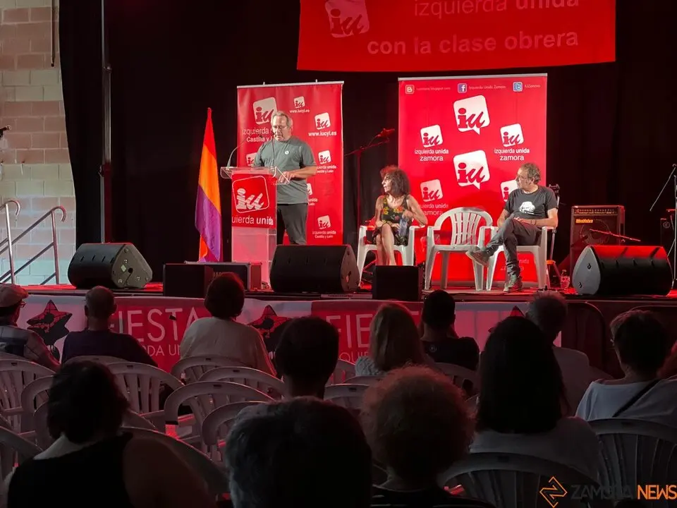 Fiesta de Izquierda Unida Mitin 