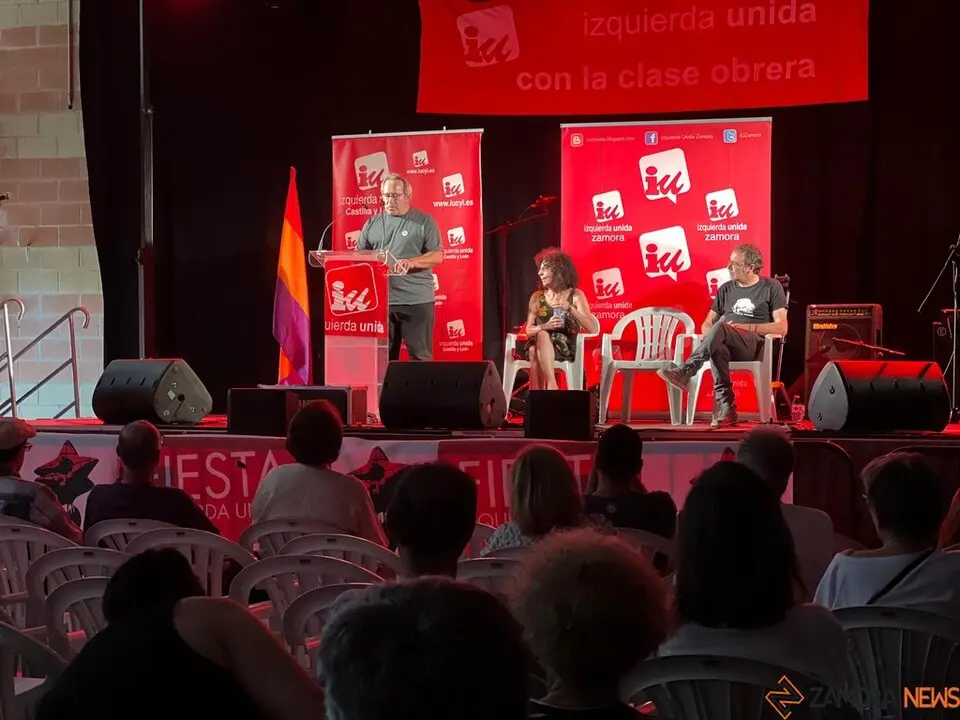 Fiesta de Izquierda Unida Mitin _4