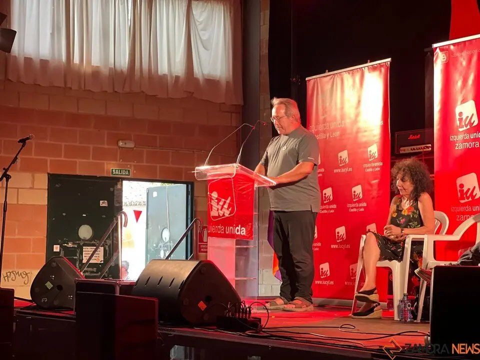 Fiesta de Izquierda Unida Mitin _18