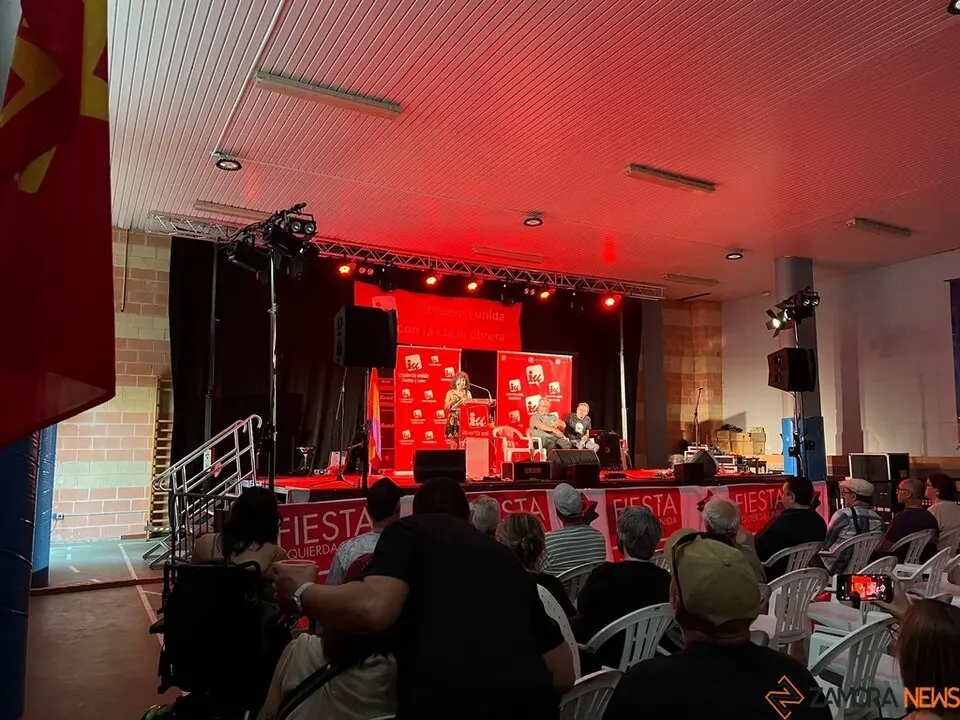 Fiesta de Izquierda Unida Mitin _28