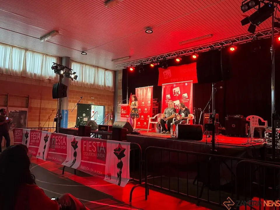 Fiesta de Izquierda Unida Mitin _35