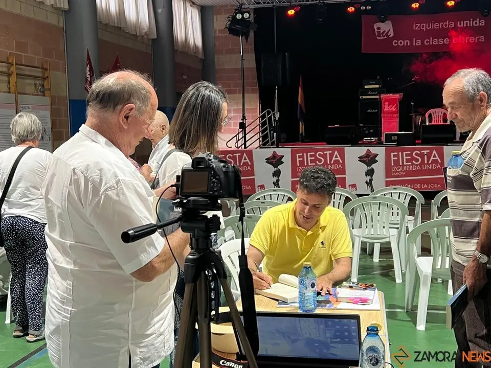 Fiesta de Izquierda Unida Mitin _42