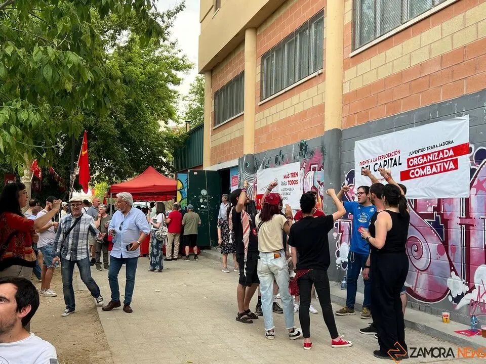 Fiesta de Izquierda Unida Mitin _46