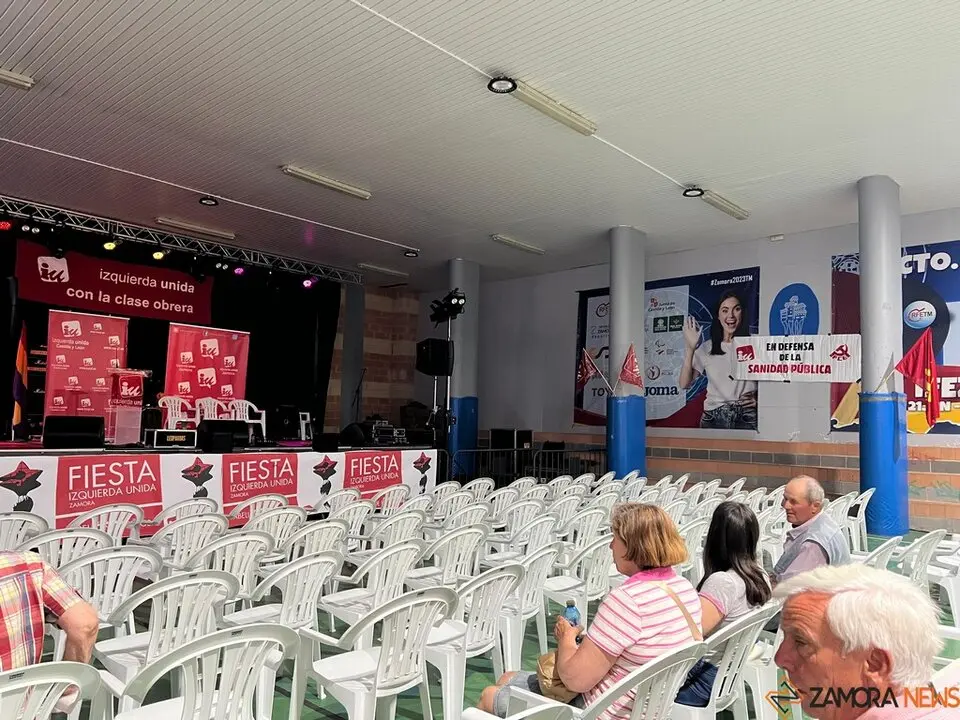 Fiesta de Izquierda Unida Mitin _47