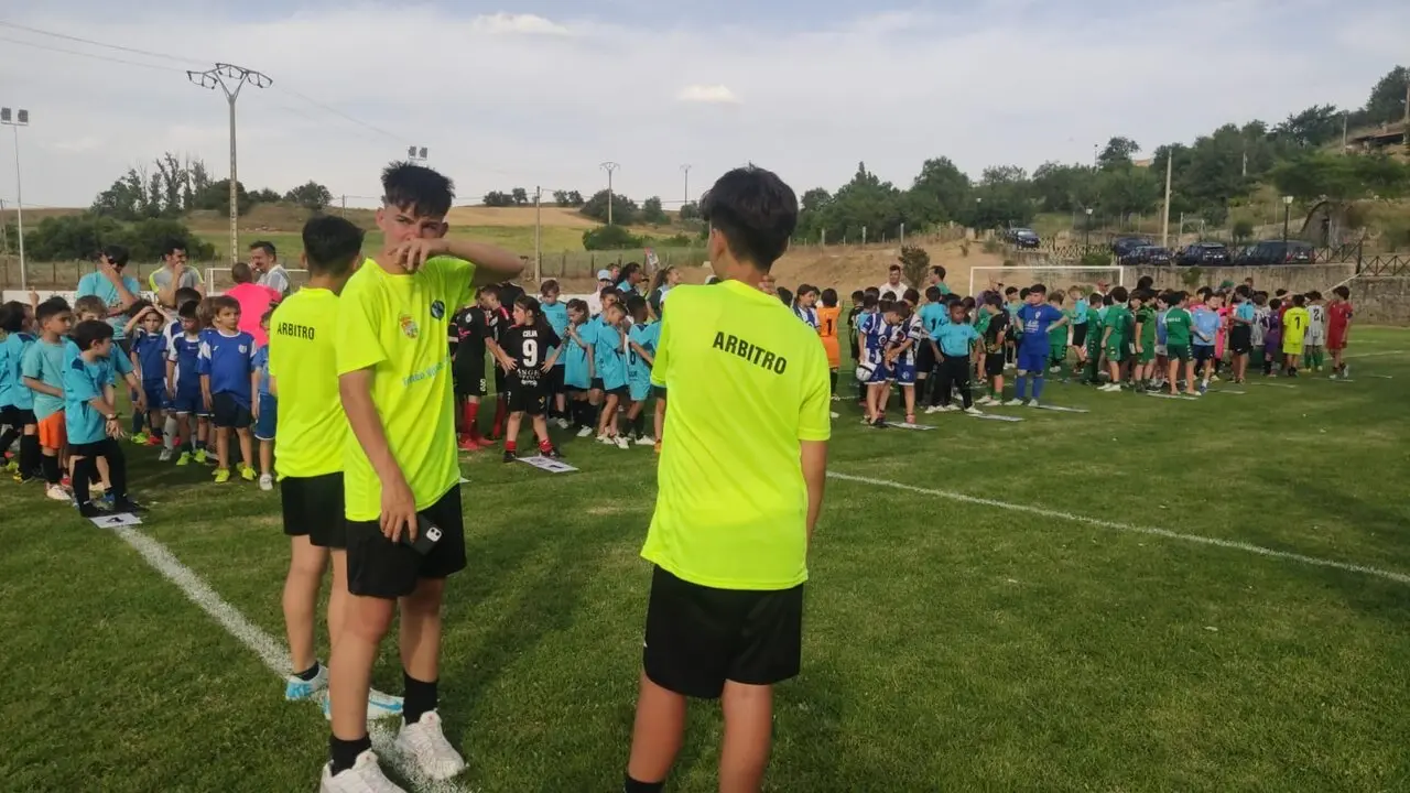 25 a&ntilde;os del CD Amistad 2000