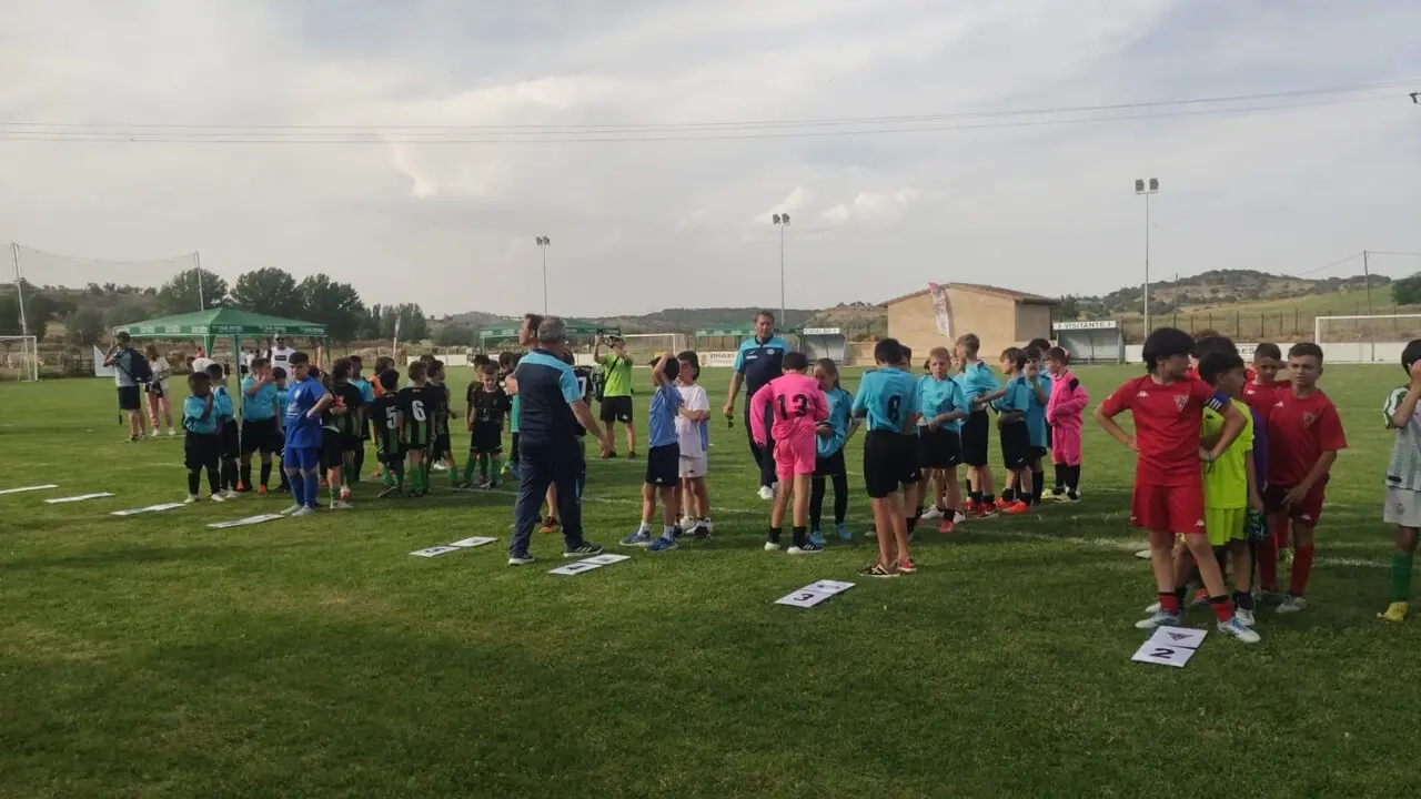 25 a&ntilde;os del CD Amistad 2000