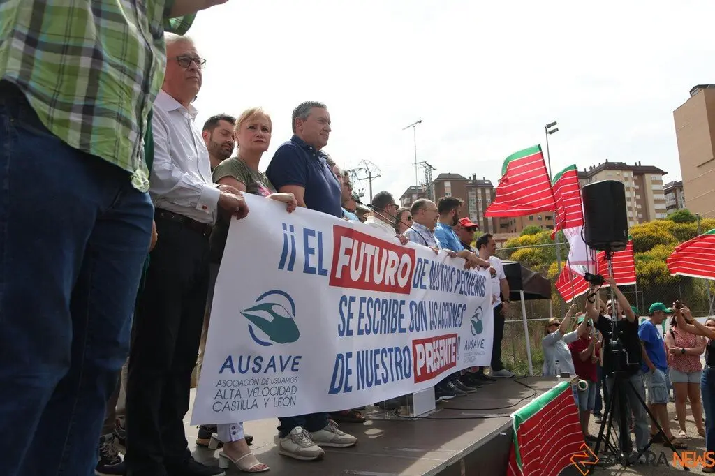 Manifestación contra supresión tren Zamora_7