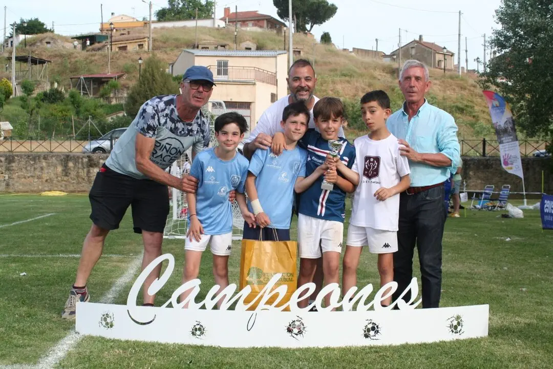 502469503_9750366308417630_388338389586300957_n