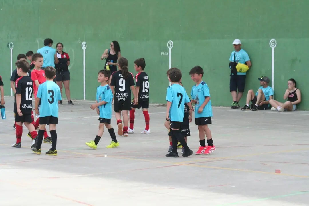 502432514_9750350191752575_1529826512289889805_n