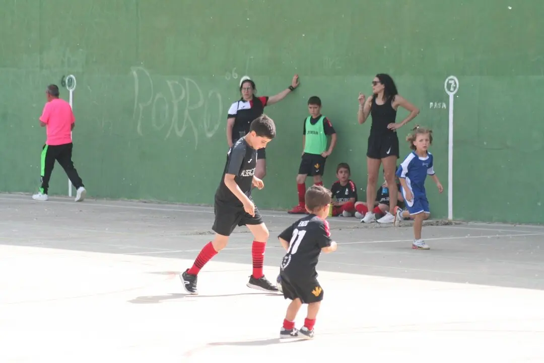 502743125_9750343041753290_6113905970252018083_n