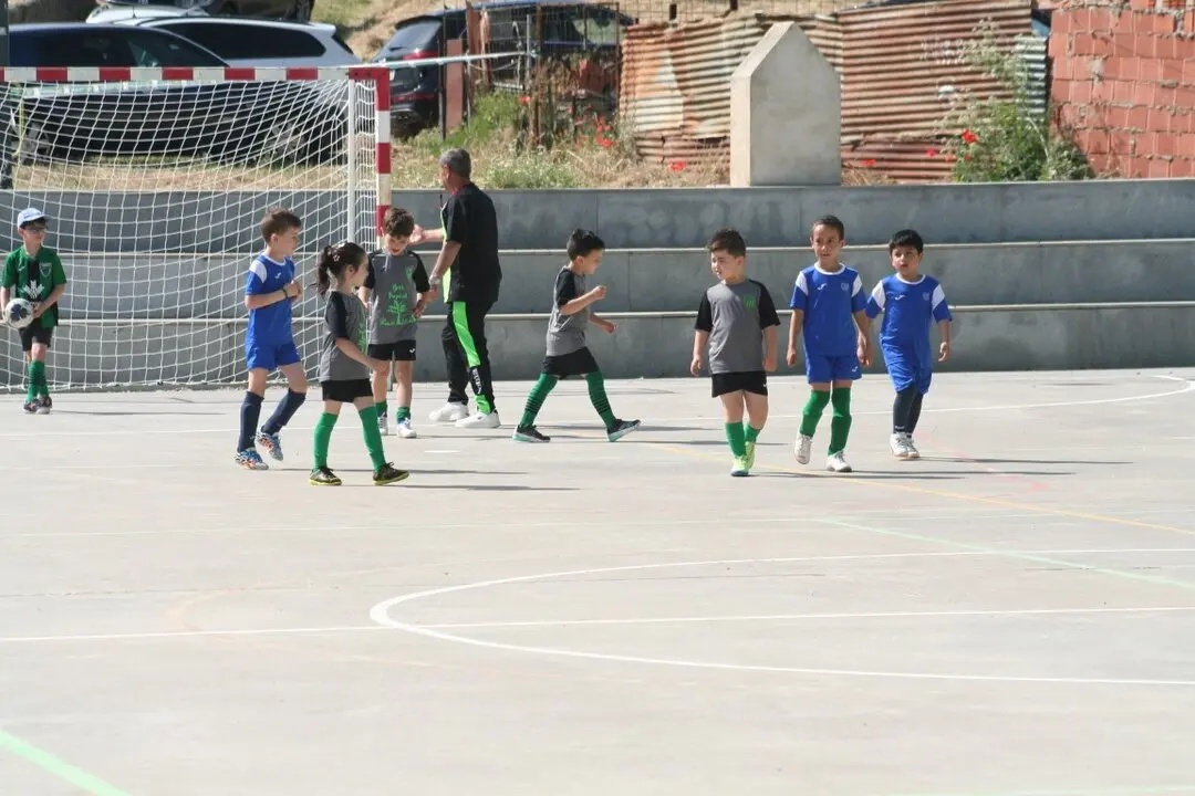 503271176_9750300281757566_6893686455936116729_n