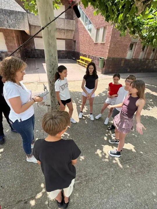 Alumnos Sagrado Corazón de María graban Fijis - Imagen de redes sociales