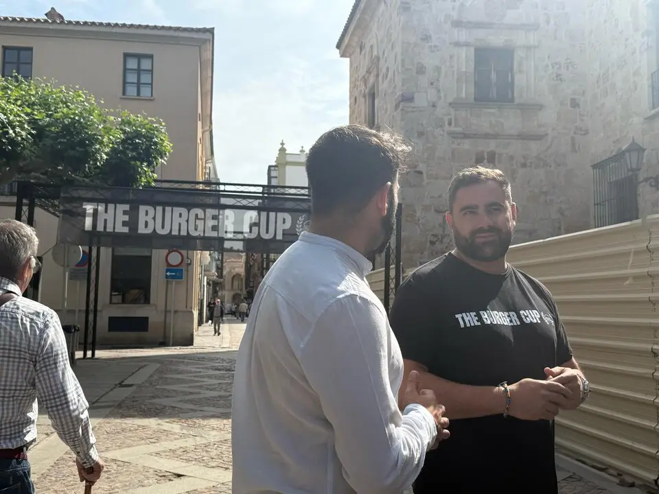 Burger Cup Zamora