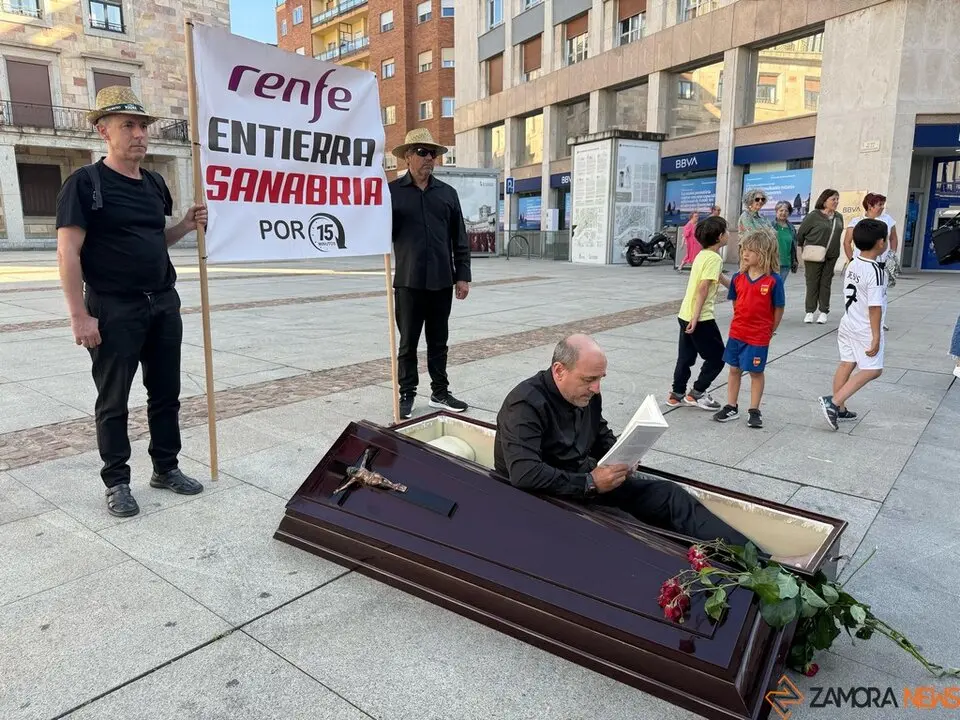 Zamora exige el regreso del AVE_23