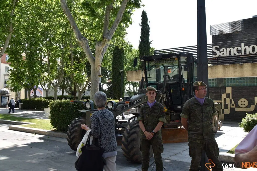 Día de las Fuerzas Armadas en Zamora_48